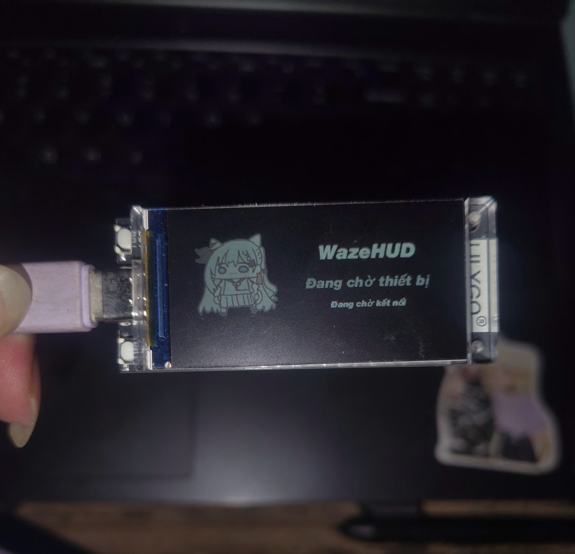 T-Display khởi động WazeHUD